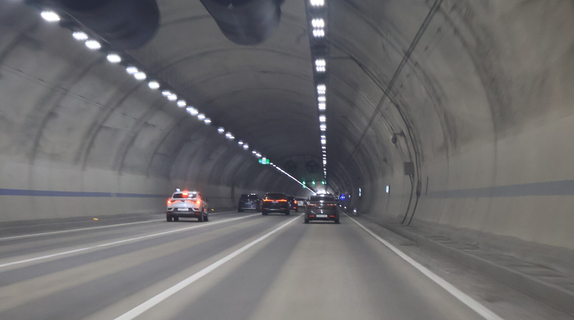 公路隧道作为连接的民用监控应用